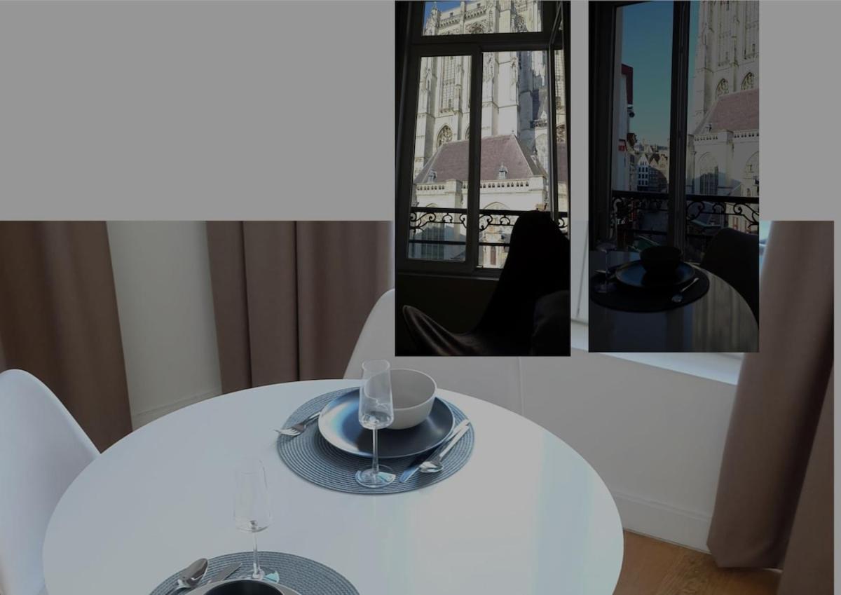Apartment Charming With Cathedral View In On The 2th Floor *